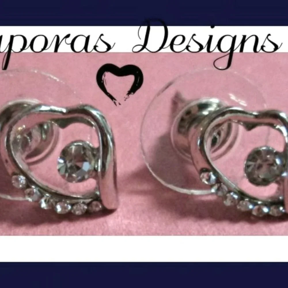 18KRP Heart Design Stud Earrings With Clear Crystals